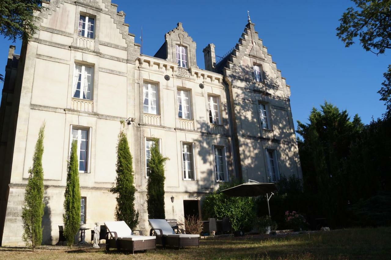 Chateau Le Parc De Mirambeau Hotel Мирамбо Екстериор снимка